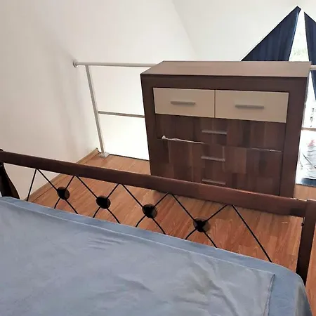 Gerber 3 Maisonette Eh Apartment